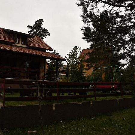 Villa Vikendica Maksimovic - Tara - Primamo Vaucere à Kaluđerske Bare Extérieur photo