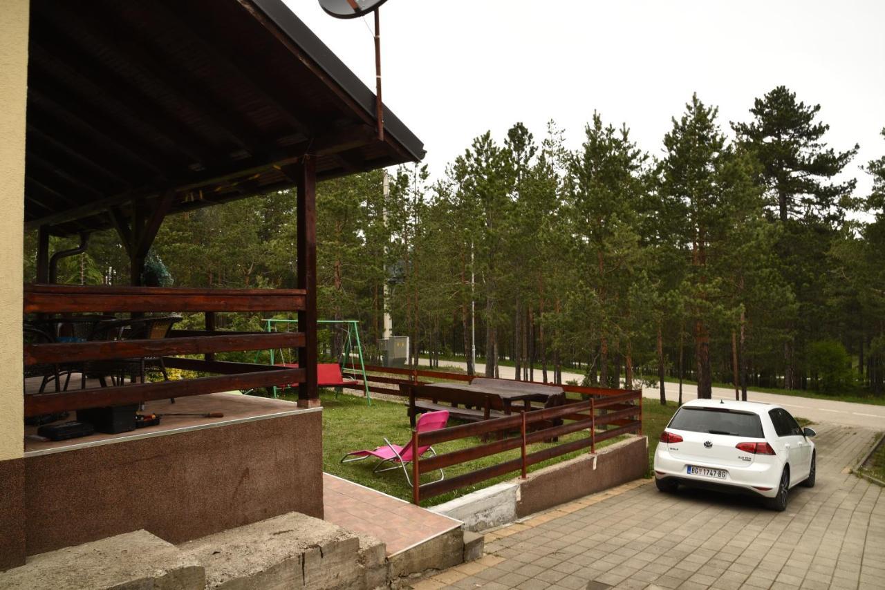 Villa Vikendica Maksimovic - Tara - Primamo Vaucere à Kaluđerske Bare Extérieur photo
