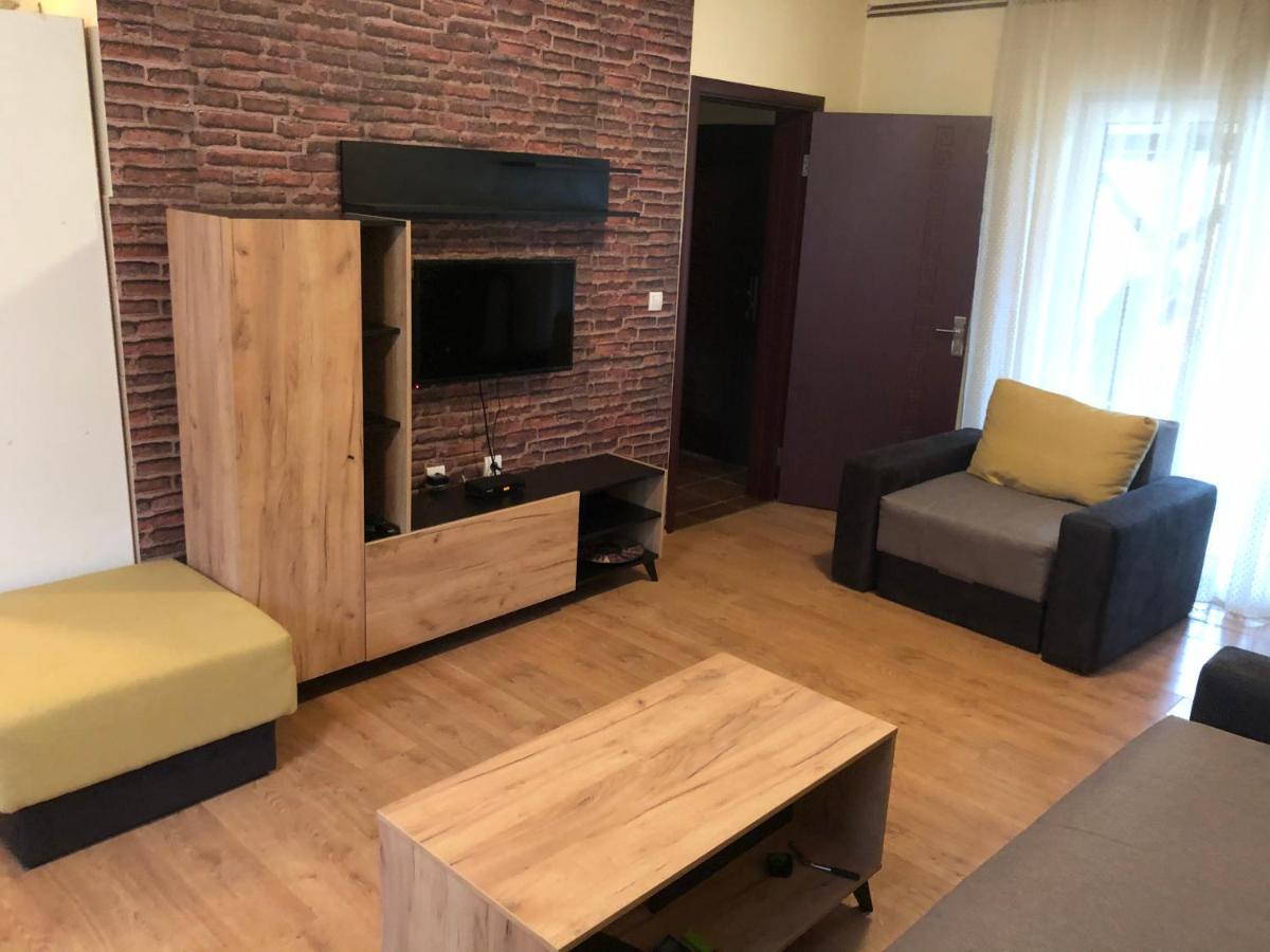 Villa Vikendica Maksimovic - Tara - Primamo Vaucere à Kaluđerske Bare Extérieur photo